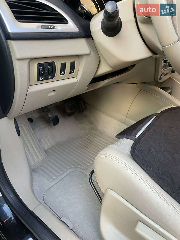 Хэтчбек Renault Megane 2010 в Киеве фото 20 Хэтчбек Renault Megane 2010 в Киеве