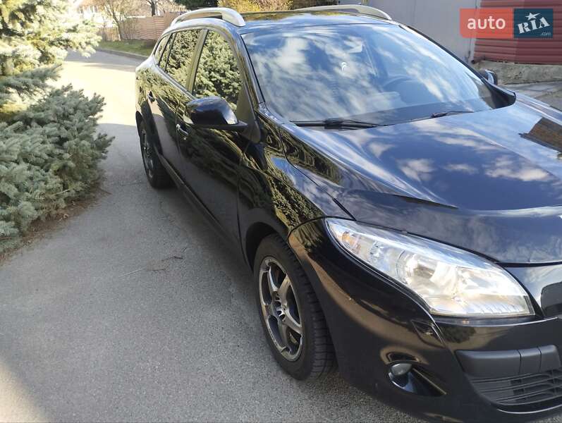 Универсал Renault Megane 2011 в Киеве