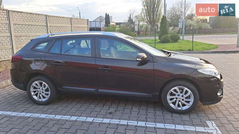 Хэтчбек Renault Megane 2013 в Луцке фото 12 Хэтчбек Renault Megane 2013 в Луцке