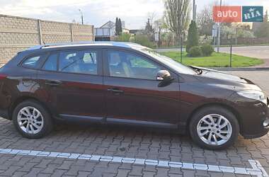 Хетчбек Renault Megane 2013 в 