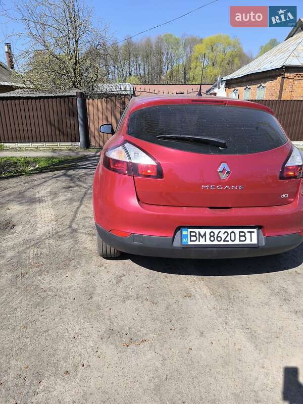 Хэтчбек Renault Megane 2015 в Ахтырке