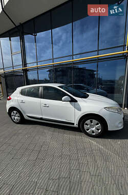 Хэтчбек Renault Megane 2009 в 