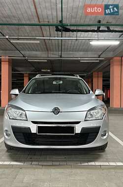 Универсал Renault Megane 2011 в 