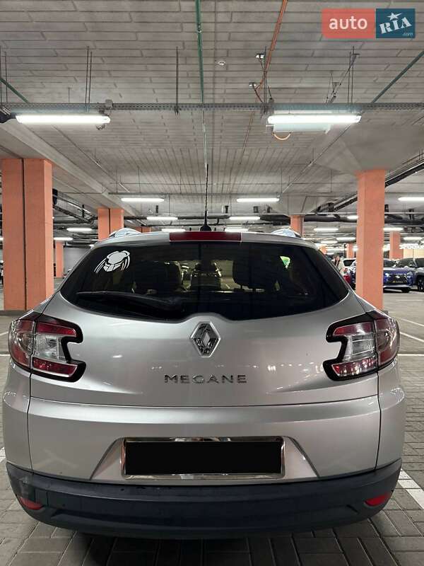 Универсал Renault Megane 2011 в Киеве фото 7 Универсал Renault Megane 2011 в Киеве