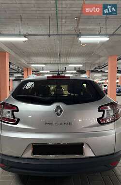 Универсал Renault Megane 2011 в 