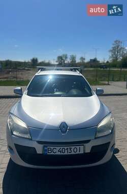 Хэтчбек Renault Megane 2010 в 