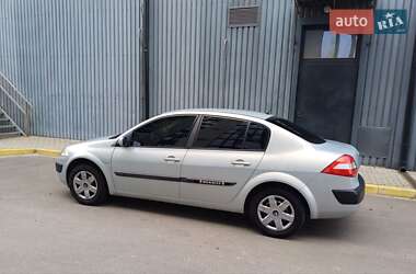 Седан Renault Megane 2003 в 
