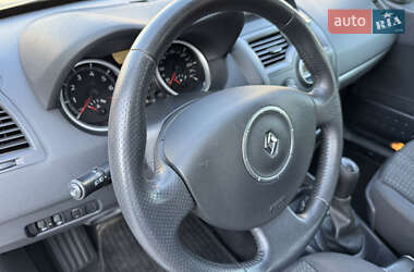 Универсал Renault Megane 2006 в  фото 19 Универсал Renault Megane 2006 в
