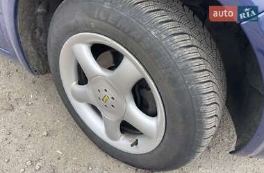 Седан Renault Megane 2003 в 