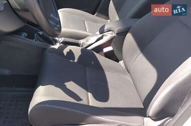 Хетчбек Renault Megane 2012 в 