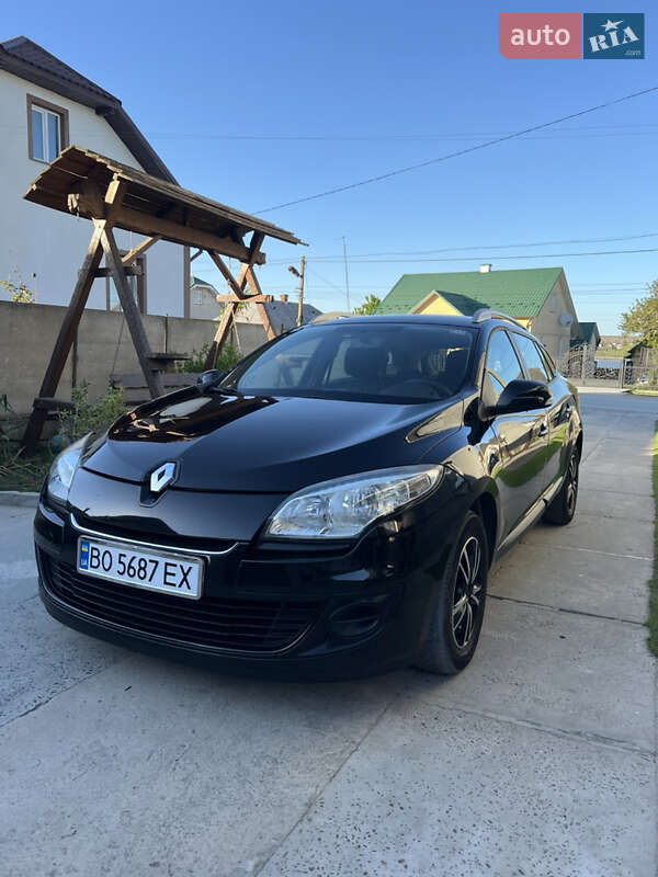 Универсал Renault Megane 2012 в 