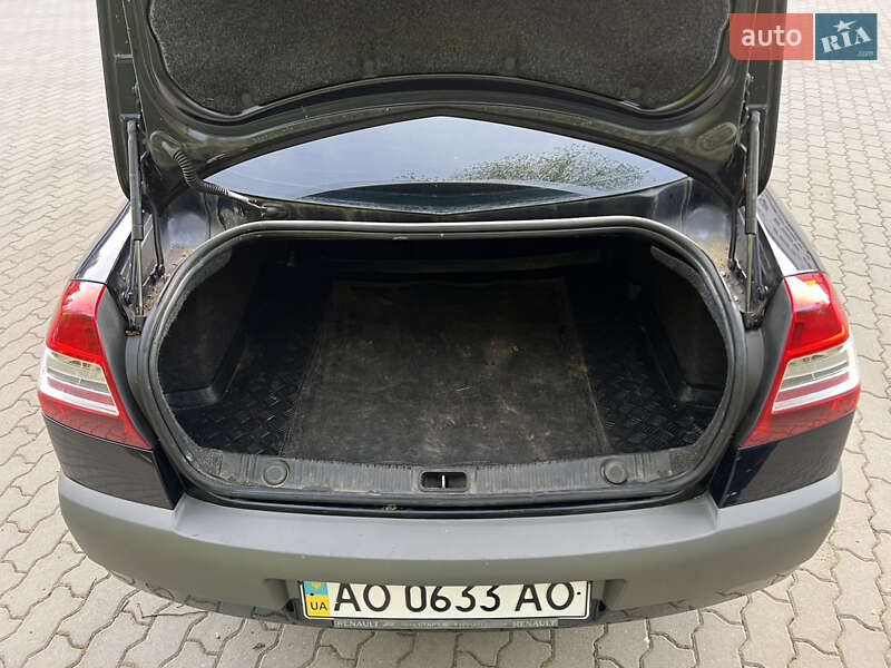 Седан Renault Megane 2007 в Сваляві