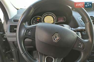 Хэтчбек Renault Megane 2009 в 
