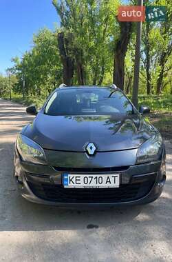 Универсал Renault Megane 2011 в 