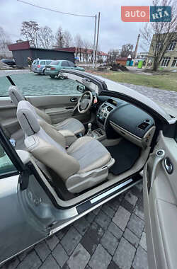 Кабриолет Renault Megane 2006 в 