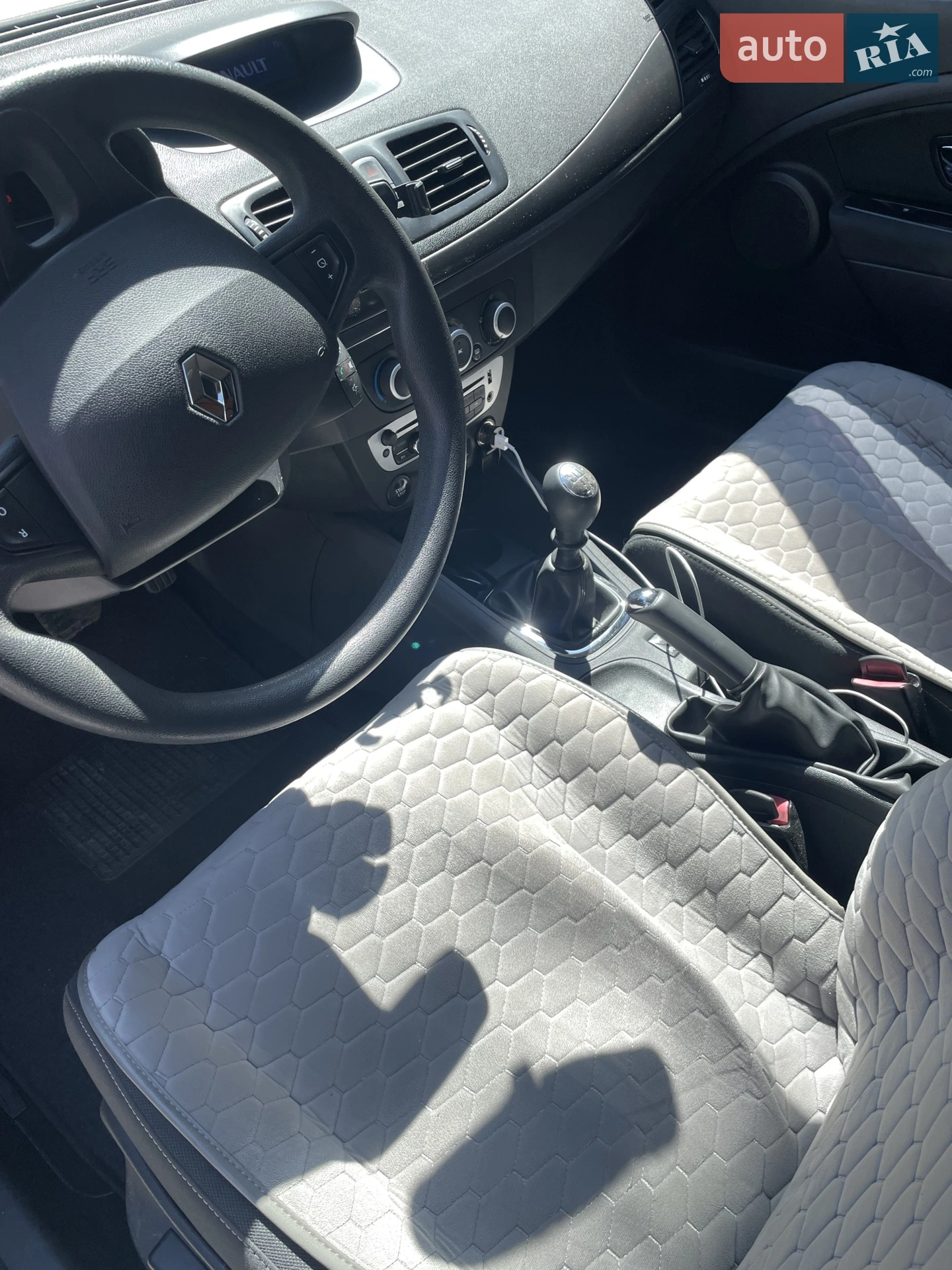 2014 Renault Megane - мініатюра 13