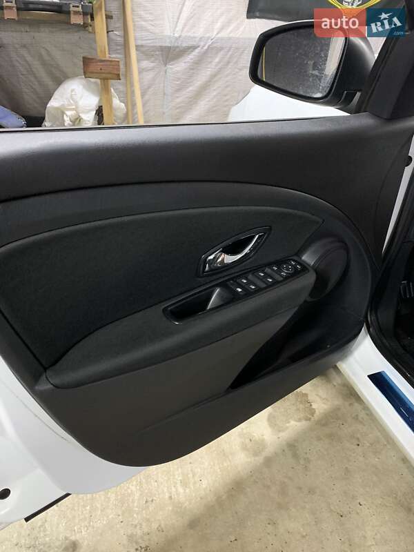 Хэтчбек Renault Megane 2014 в Львове