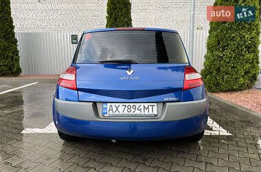 Хетчбек Renault Megane 2006 в 