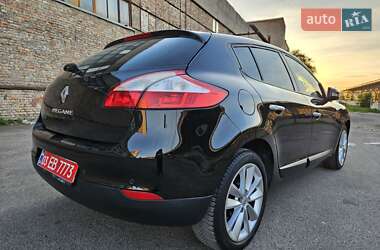 Хэтчбек Renault Megane 2010 в 
