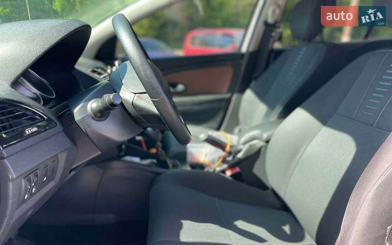 Універсал Renault Megane 2010 в Чернівцях