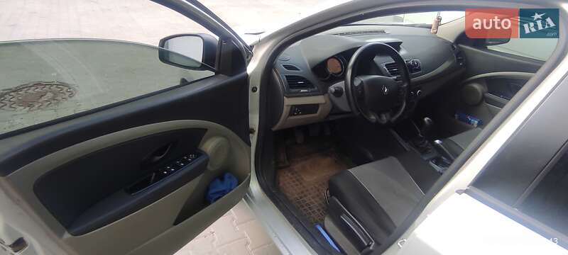 Универсал Renault Megane 2010 в Тернополе фото 16 Универсал Renault Megane 2010 в Тернополе