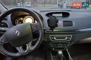 Универсал Renault Megane 2011 в 