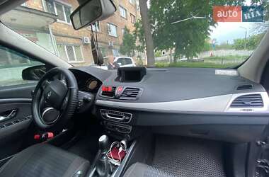 Универсал Renault Megane 2011 в 