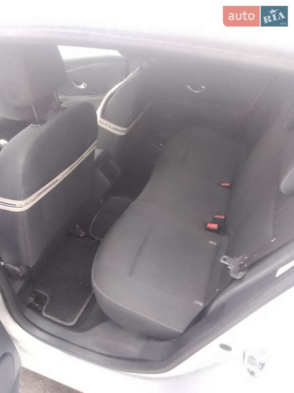 Хэтчбек Renault Megane 2011 в Сумах