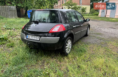Хэтчбек Renault Megane 2005 в 