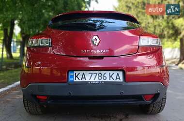 Купе Renault Megane 2010 в 