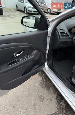 Универсал Renault Megane 2011 в 