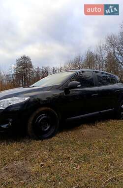Хэтчбек Renault Megane 2010 в Ромнах