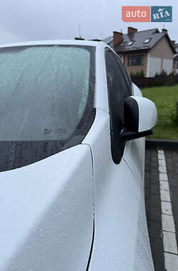 Хэтчбек Renault Megane 2015 в 
