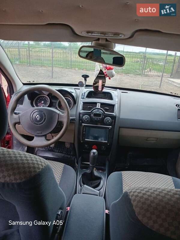 Хэтчбек Renault Megane 2003 в Мукачево