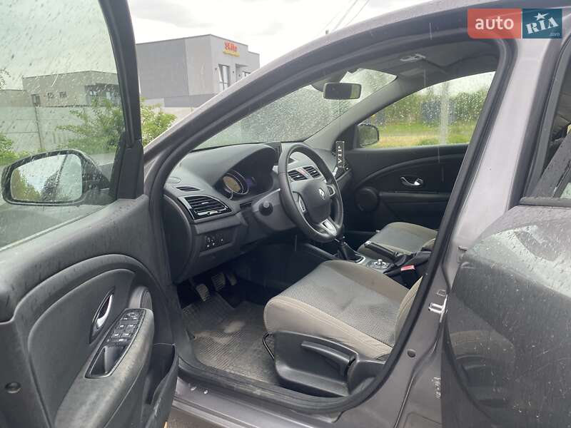 Універсал Renault Megane 2011 в Рівному