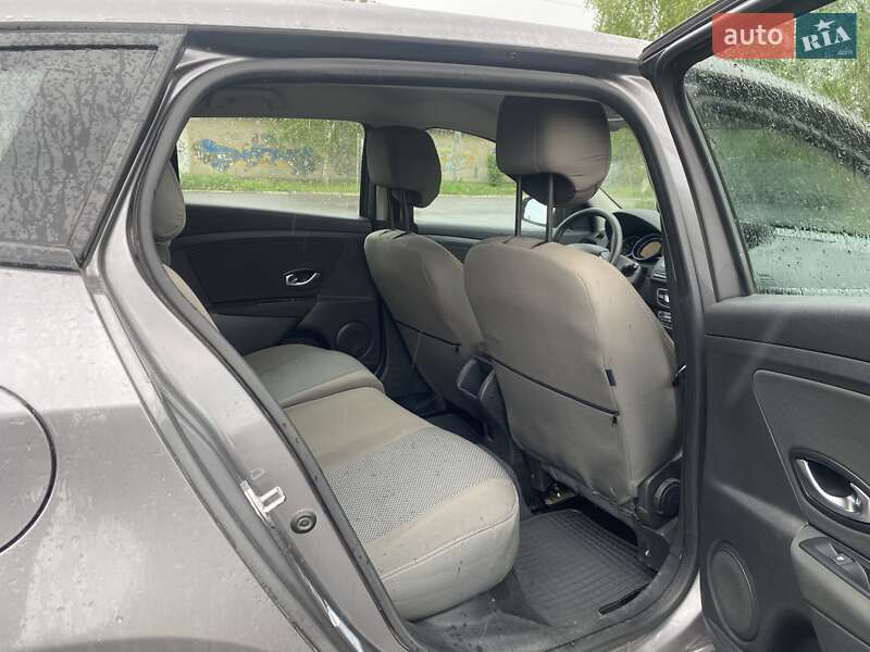 Універсал Renault Megane 2011 в Рівному