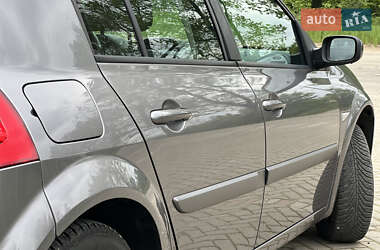 Хэтчбек Renault Megane 2008 в 