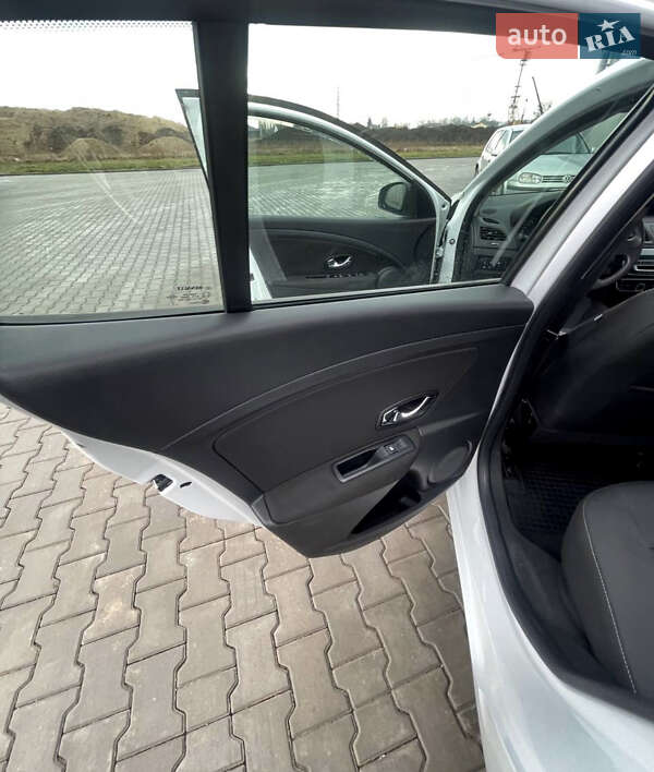 Хэтчбек Renault Megane 2012 в Броварах