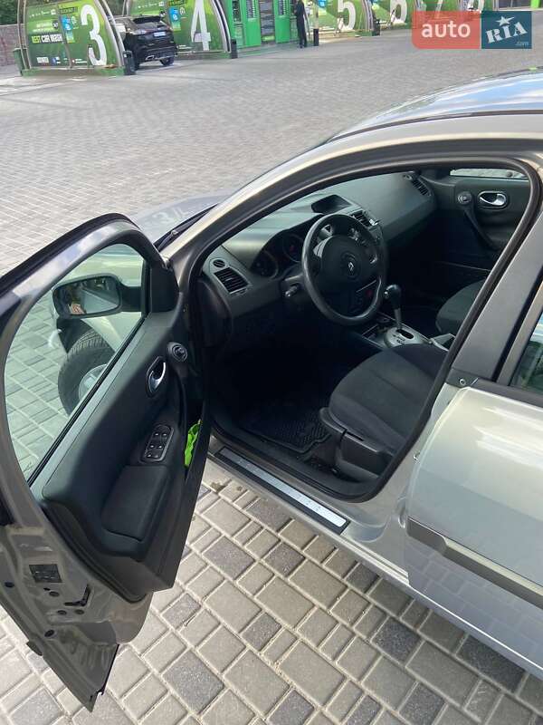 Седан Renault Megane 2004 в Кропивницькому