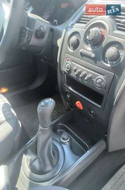 Универсал Renault Megane 2006 в 