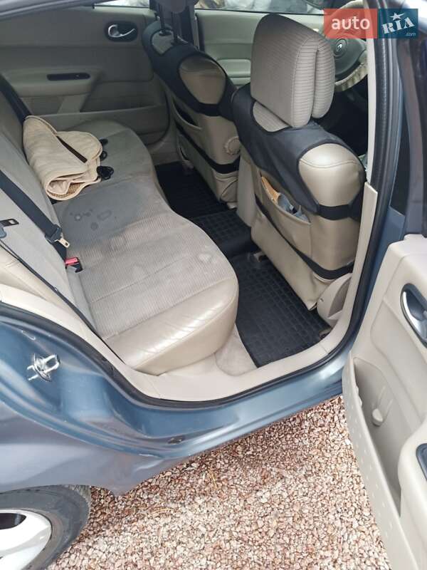 Седан Renault Megane 2007 в Киеве