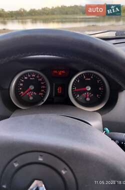 Универсал Renault Megane 2004 в 