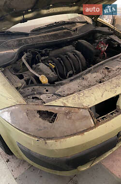 Хэтчбек Renault Megane 2004 в 