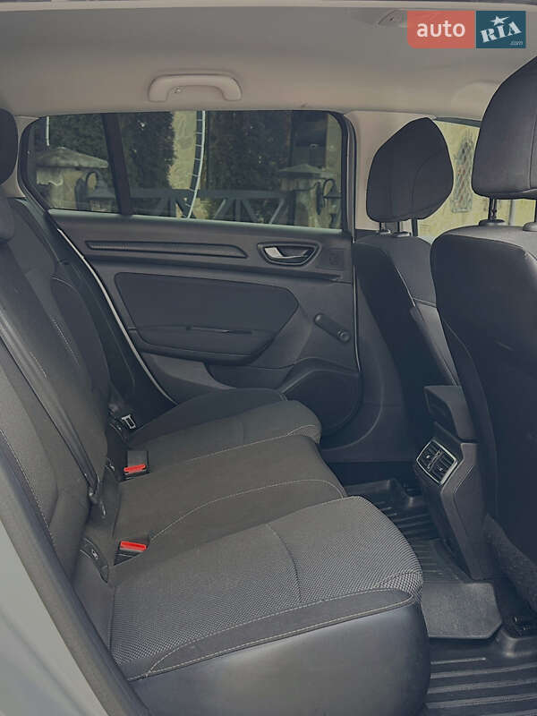 Универсал Renault Megane 2018 в Бориславе фото 14 Универсал Renault Megane 2018 в Бориславе