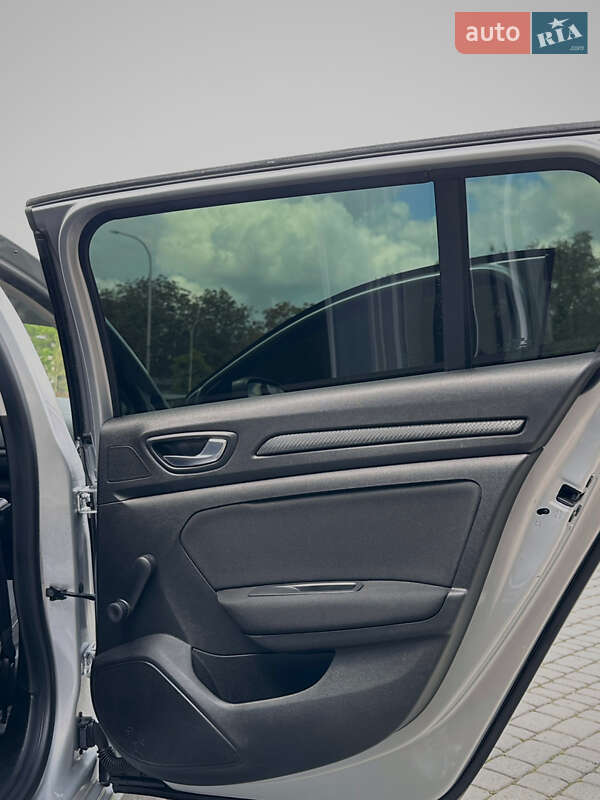 Универсал Renault Megane 2018 в Бориславе фото 15 Универсал Renault Megane 2018 в Бориславе