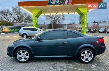 Кабриолет Renault Megane 2005 в 