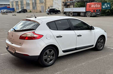 Хетчбек Renault Megane 2009 в 