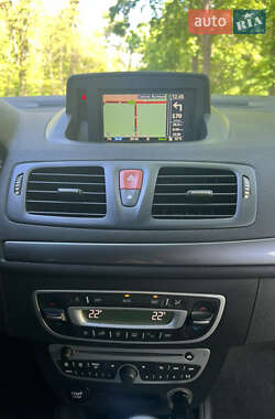Купе Renault Megane 2011 в 