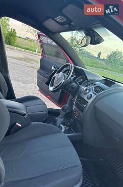 Универсал Renault Megane 2004 в 