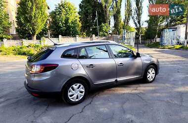 Универсал Renault Megane 2014 в 